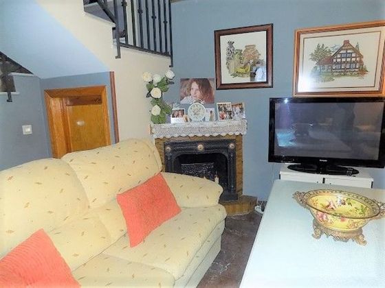 Foto 2 de Casa adossada en venda a Motril pueblo de 3 habitacions amb terrassa i balcó