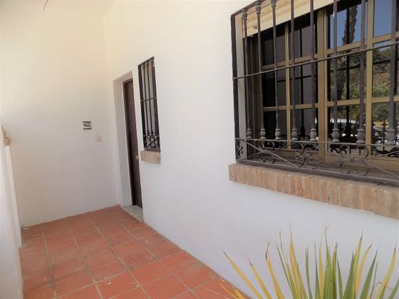 Foto 1 de Casa adossada en venda a Motril pueblo de 3 habitacions amb terrassa i balcó