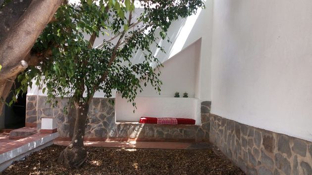 Foto 1 de Casa adossada en venda a Los Tablones - La Garnatilla - Puntalón de 3 habitacions amb terrassa i jardí