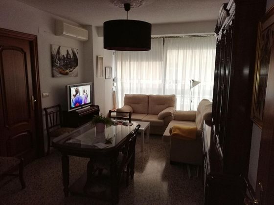 Foto 1 de Alquiler de piso en Fígares de 3 habitaciones con muebles y balcón