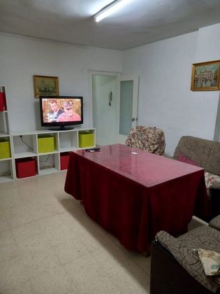 Foto 1 de Piso en alquiler en Camino de Ronda - Rosaleda de 3 habitaciones con muebles y calefacción