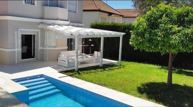 Foto 1 de Xalet en venda a Simon Verde de 4 habitacions amb terrassa i piscina