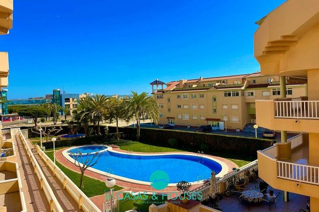 Foto 1 de Pis en venda a Playa de las Gaviotas-El Pedrucho de 2 habitacions amb terrassa i piscina