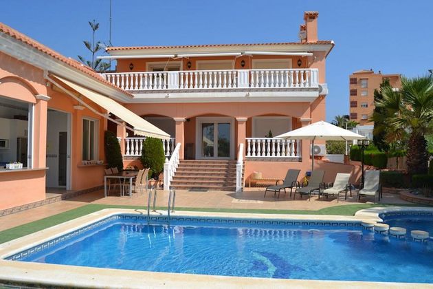 Foto 1 de Venta de chalet en polígono Cala del Pino de 4 habitaciones con terraza y piscina