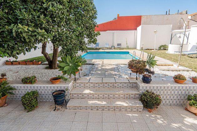 Foto 2 de Chalet en venta en Zona Hispanidad-Vivar Téllez de 3 habitaciones con terraza y piscina