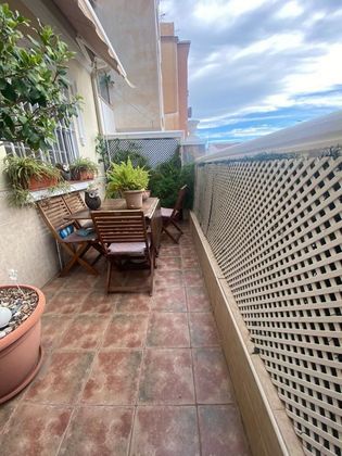 Foto 2 de Casa adosada en venta en Suárez de 4 habitaciones con terraza y aire acondicionado