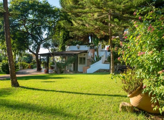 Foto 1 de Casa en venta en Añoreta Golf - Paraíso del Sol de 3 habitaciones con terraza y piscina
