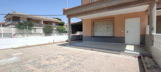 Foto 2 de Venta de dúplex en calle Pintor Francisco Bayeu de 4 habitaciones con terraza y jardín