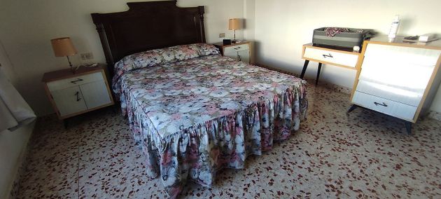 Foto 2 de Xalet en venda a Los Urrutias de 8 habitacions amb terrassa i piscina