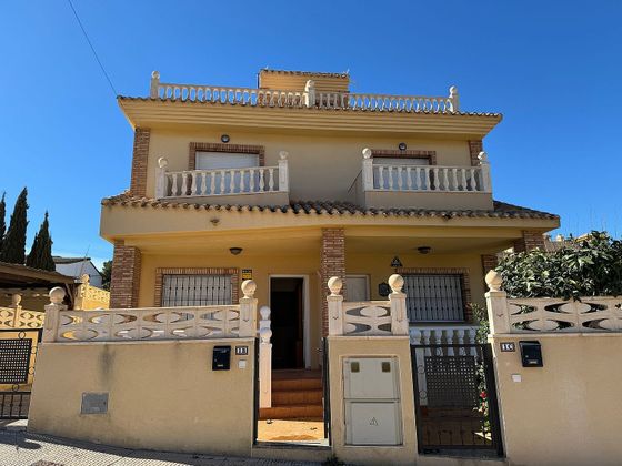 Foto 1 de Casa adossada en venda a Los Urrutias de 3 habitacions amb terrassa i aire acondicionat