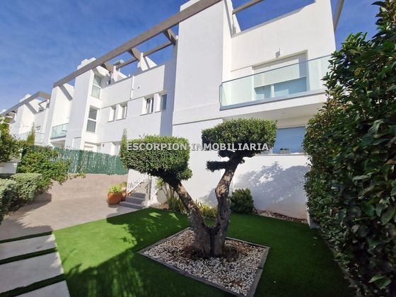 Foto 1 de Xalet en venda a Casas Verdes de 4 habitacions amb terrassa i piscina