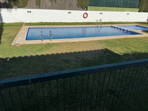 Foto 1 de Casa en venta en Rocafort de 4 habitaciones con terraza y piscina
