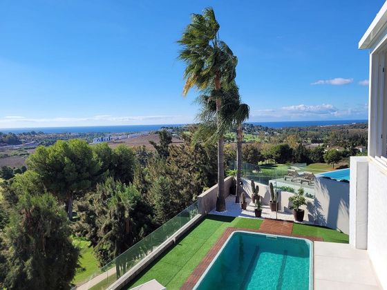 Foto 1 de Xalet en venda a Paraíso - Atalaya- Benamara de 4 habitacions amb terrassa i piscina