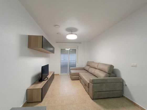 Foto 1 de Piso en alquiler en Molina de Segura ciudad de 2 habitaciones con terraza y aire acondicionado