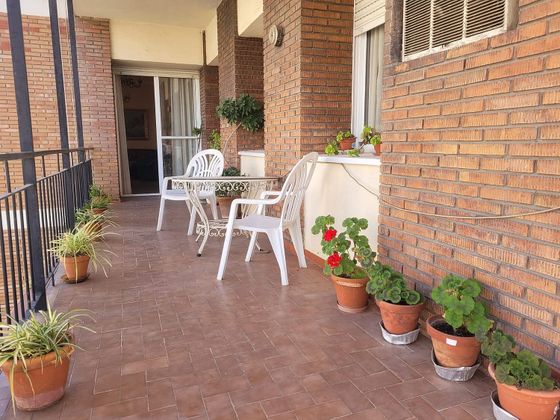Foto 1 de Pis en venda a Los Remedios de 4 habitacions amb terrassa i calefacció