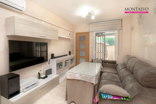Foto 2 de Dúplex en venta en calle Pizarro de 2 habitaciones con terraza y aire acondicionado