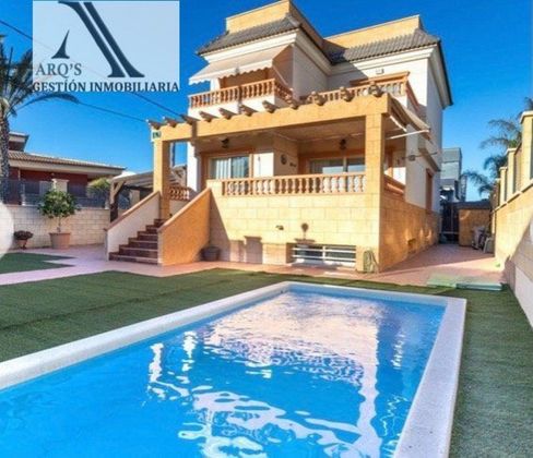 Foto 2 de Xalet en venda a San Juan de Alicante/Sant Joan d´Alacant de 5 habitacions amb terrassa i piscina
