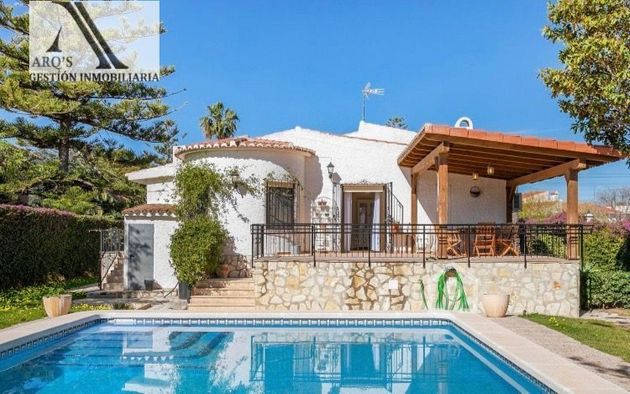 Foto 1 de Xalet en lloguer a San Juan de Alicante/Sant Joan d´Alacant de 4 habitacions amb terrassa i piscina