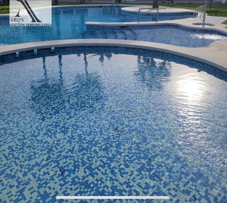 Foto 2 de Casa en lloguer a Alicante Golf de 4 habitacions amb terrassa i piscina