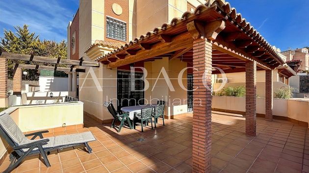 Foto 1 de Casa en venda a El Mayorazgo - El Limonar de 6 habitacions amb terrassa i piscina