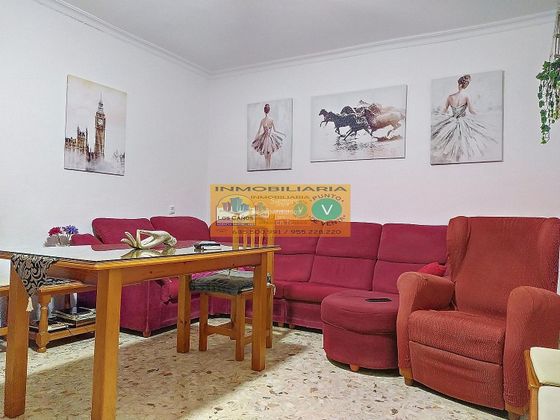 Foto 1 de Venta de casa en Torreblanca de 4 habitaciones con garaje y aire acondicionado