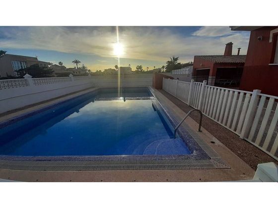 Foto 1 de Casa en venda a vía Gran de la Manga de 4 habitacions amb terrassa i piscina