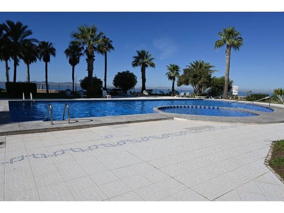Foto 1 de Dúplex en venda a Playa de las Gaviotas-El Pedrucho de 3 habitacions amb terrassa i piscina