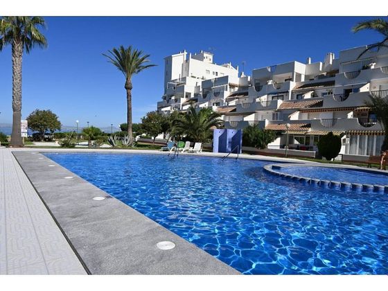 Foto 2 de Dúplex en venta en Playa de las Gaviotas-El Pedrucho de 3 habitaciones con terraza y piscina