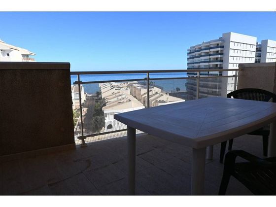 Foto 2 de Venta de piso en calle Urbanización Puerto Mar de 2 habitaciones con terraza y piscina