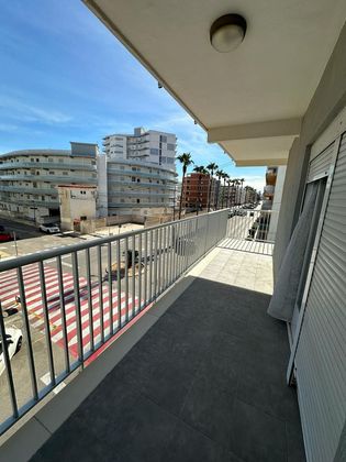 Foto 1 de Piso en venta en calle Neptuno de 2 habitaciones con terraza y balcón