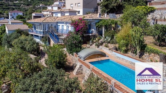 Foto 1 de Casa en venda a calle Cancharrales de 3 habitacions amb terrassa i piscina