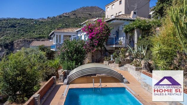 Foto 2 de Casa en venda a calle Cancharrales de 3 habitacions amb terrassa i piscina
