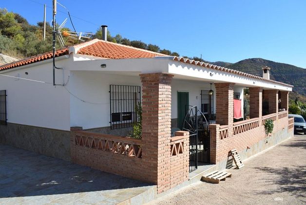 Foto 1 de Casa rural en venda a Itrabo de 2 habitacions amb terrassa i jardí