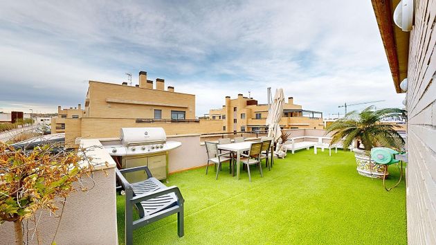 Foto 1 de Ático en venta en calle Constanza Aviles de 4 habitaciones con terraza y piscina