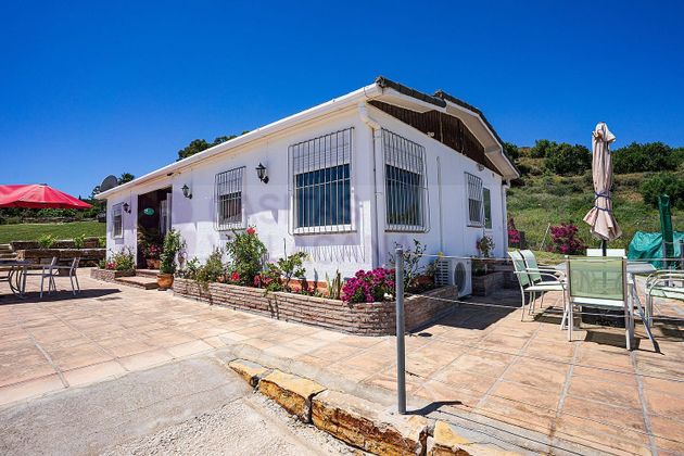 Foto 2 de Casa rural en venta en Zona Norte de 3 habitaciones con terraza y piscina