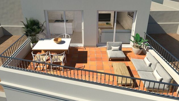 Foto 1 de Àtic en venda a calle Pozo de 1 habitació amb terrassa i aire acondicionat