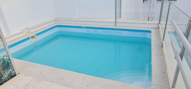 Foto 2 de Piso en venta en calle Azafrán de 2 habitaciones con piscina y aire acondicionado
