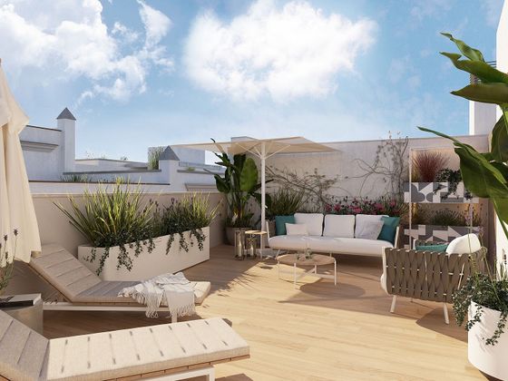 Foto 1 de Àtic en venda a calle Isaac Peral de 2 habitacions amb terrassa i balcó