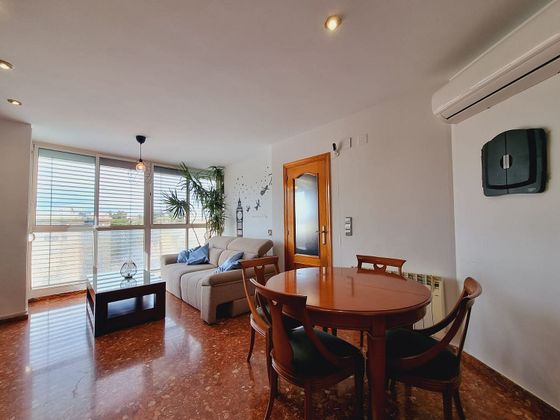 Foto 2 de Dúplex en venda a El Cabanyal- El Canyamelar de 4 habitacions amb terrassa i garatge