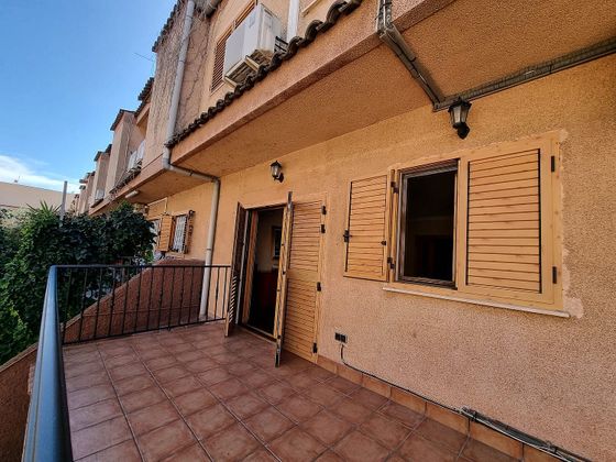 Foto 1 de Casa en venta en Almàssera de 4 habitaciones con terraza y garaje