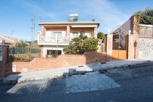 Foto 1 de Casa rural en venda a Huétor de Santillán de 4 habitacions amb terrassa i jardí