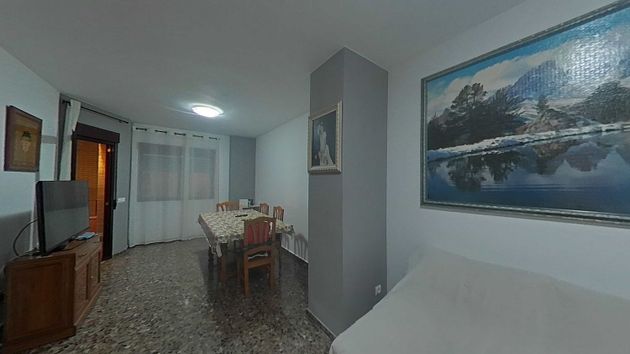 Foto 2 de Venta de piso en Vilamarxant de 3 habitaciones con garaje y balcón