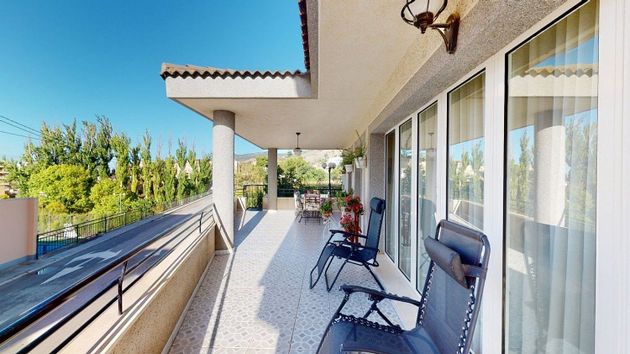 Foto 1 de Xalet en venda a calle Del Pardo de 4 habitacions amb terrassa i piscina