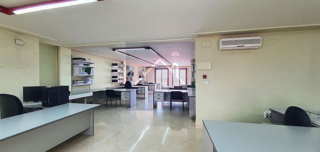 Foto 2 de Oficina en venta en calle Profesor Ludovico Correa con terraza