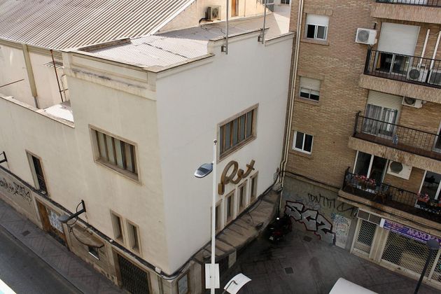 Foto 1 de Venta de piso en Centro - Murcia de 4 habitaciones con terraza y garaje