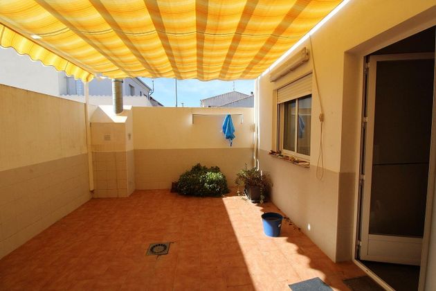 Foto 2 de Xalet en venda a Ceutí de 4 habitacions amb garatge i jardí