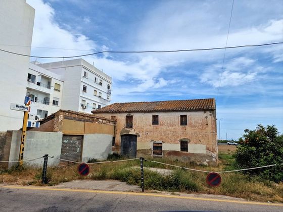 Foto 1 de Casa en venda a calle De Ferrer i Bigne de 4 habitacions amb garatge