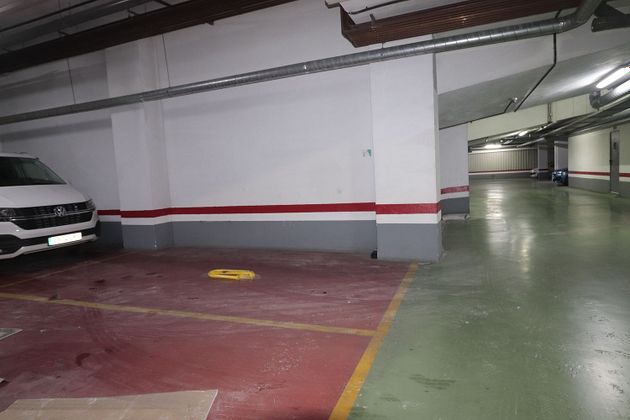 Foto 2 de Venta de garaje en calle Enramadilla de 37 m²