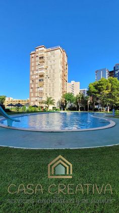 Foto 2 de Pis en lloguer a avenida Madrid de 2 habitacions amb piscina i jardí
