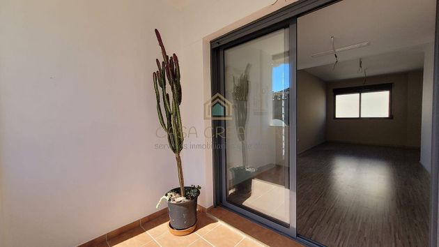 Foto 2 de Casa en venda a Torrella de 3 habitacions amb terrassa i jardí